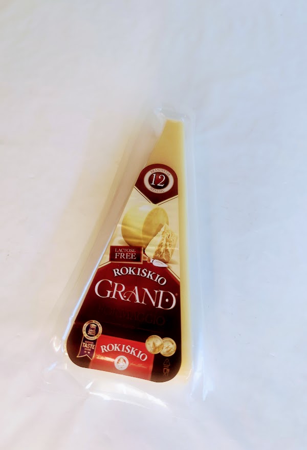 Sýr Grand 12