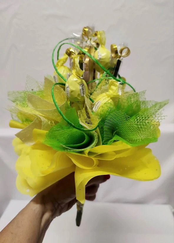 Kytice sladká červeno-bílá 